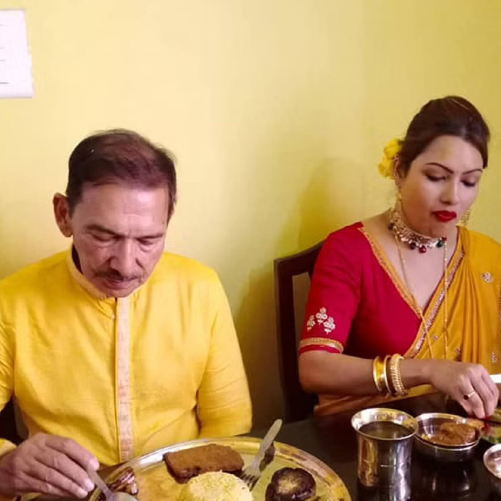 বিয়ের পর্ব শেষ। এবার হানিমুনের পালা! নতুন বউকে নিয়ে কোথায় হানিমুন করতে যাবেন লালজি! এমন উত্তর দিলেন তিনি, সবাই অবাক।