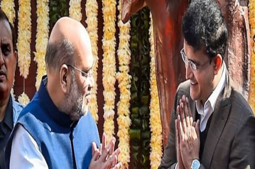 নিরাপত্তার বিশেষ ব্যবস্থা থাকছে সৌরভের বাড়িতে। সেই নিরাপত্তার নির্দিষ্ট নিয়ম মেনে দেখা করতে পারবেন আট জন। 