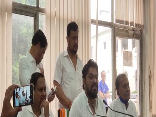 সাংবাদিক বৈঠকে বাবুল সুপ্রিয়
