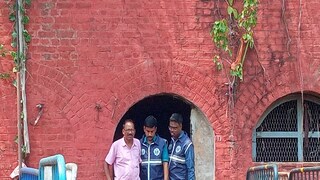 নিজস্ব চিত্র