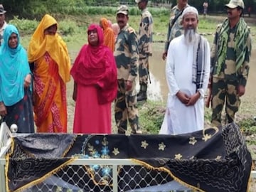নিজস্ব চিত্র