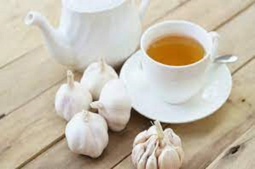 রসুন চা (Garlic Tea): অ্যান্টিঅক্সিডেন্টে ভরপুর হতে থাকে ৷ যা বিপি কম করতে বিশেষ পরিমাণে সাহায্য করে ৷ অনেক কম মানুষই জানেন রসুনের চা শরীরের পক্ষে অত্যন্ত ভাল ৷ প্রতীকী ছবি ৷
