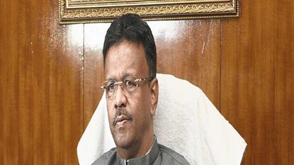 সচেতনতার পরেও নিষিদ্ধ ক্যারিব্যাগ ব্যবহার করলে নেওয়া হবে ব্যবস্থা, জানালেন মেয়র৷ সচেতনতার পরেও নিষিদ্ধ ক্যারিব্যাগ ব্যবহার করলে নেওয়া হবে ব্যবস্থা, জানালেন মেয়র৷