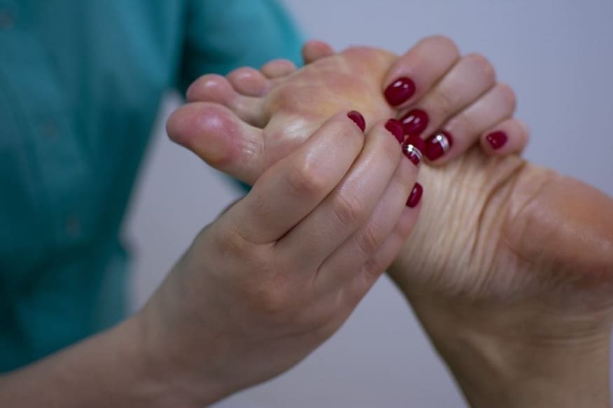 Healthy Lifestyle: 10 unexpected benefits of leg massage  Photo- Representative 