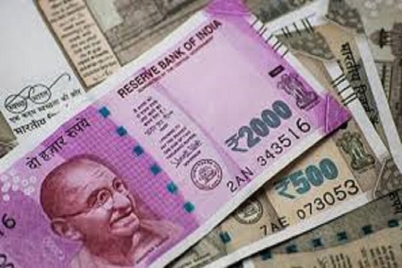 কর্মীদের মহার্ঘ ভাতা (Dearness Allowance) রূপে বিশেষ সুবিধা পেয়ে থাকেন ৷ তবে এরই মাঝে নরেন্দ্র মোদি সরকার কেন্দ্রীয় সরকারি কর্মীদের জন্য বিরাট খবর দিতে পারে ৷ প্রতীকী ছবি ৷