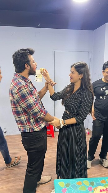 সেই তানজিন তিশার জন্মদিন হলে তো সব কিছু একটু অন্যরকম হতেই হয়। photo source Facebook