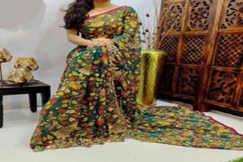 তবে ওজন একটু বেশি হলেও শাড়ি পরলে বয়সও কম লাগে দেখতে আঅর মনেও হয়না মেদবহুল চেহারা ৷ প্রতীকী ছবি ৷