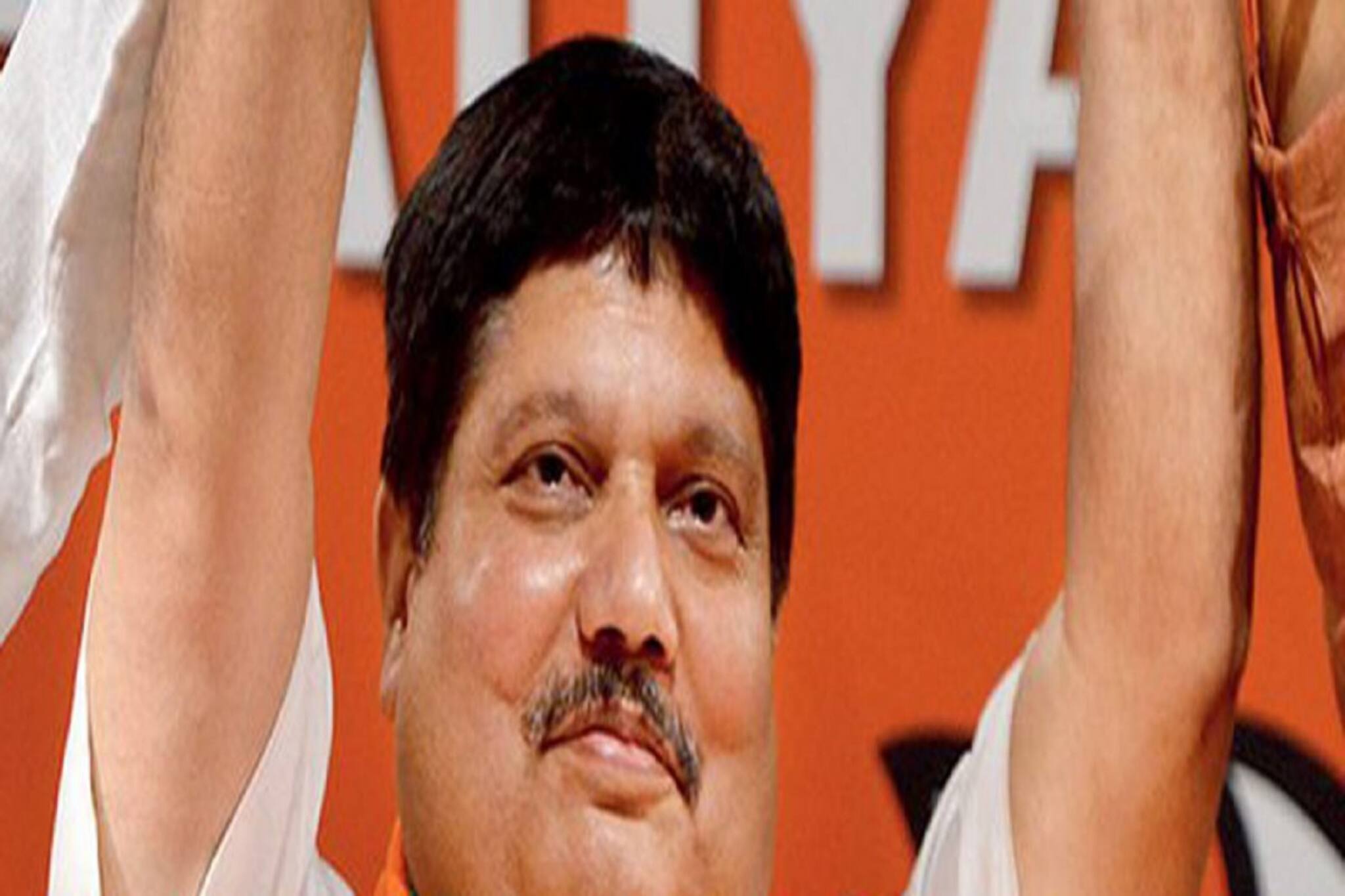 অর্জুনের চাপে পিছু হটল মোদি সরকার