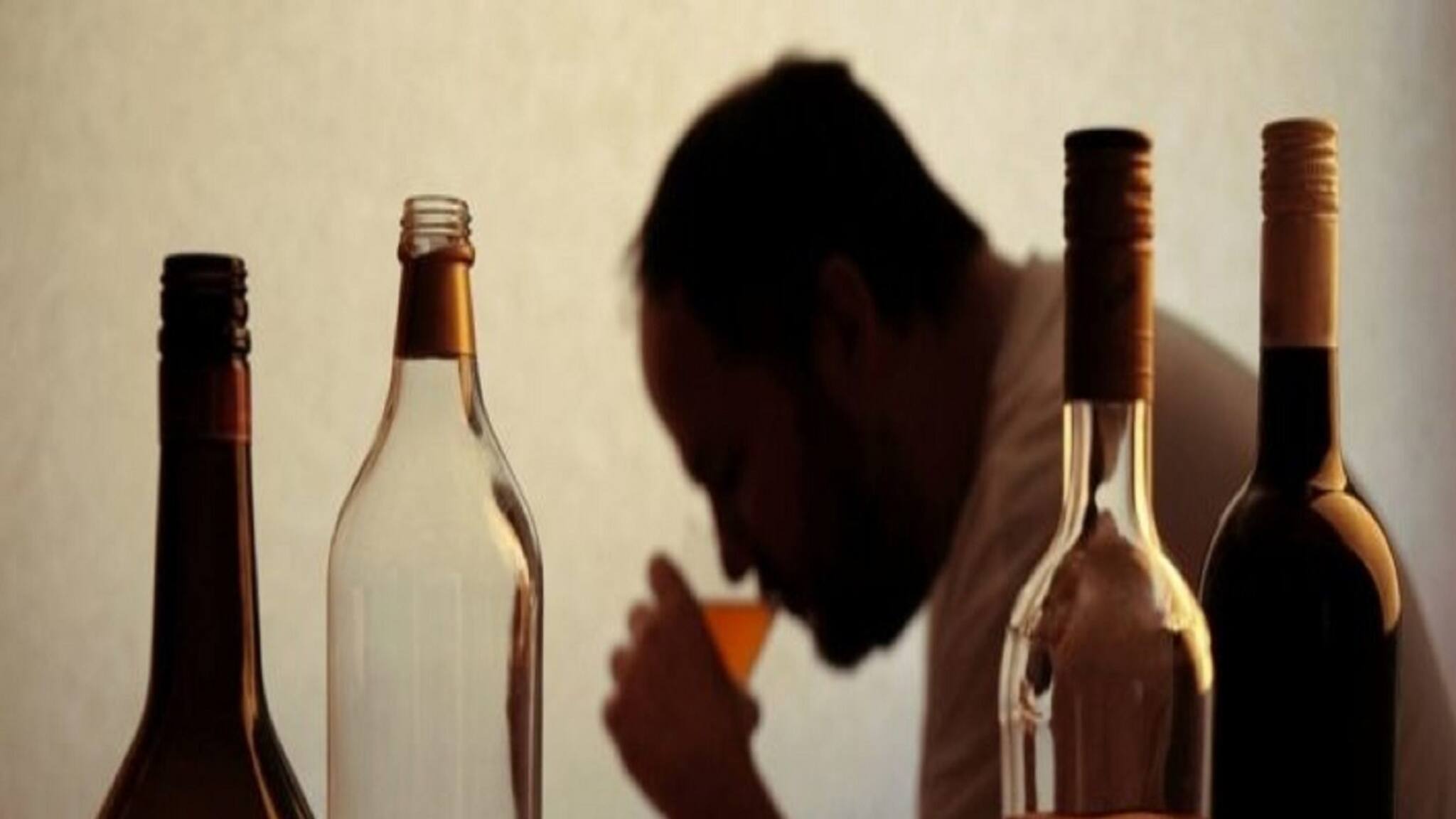 Explained: পারিবারিক স্বাস্থ্য সমীক্ষায় চমকপ্রদ তথ্য, শহরের তুলনায় গ্রামে মদ্যপান করেন বেশি মানুষ