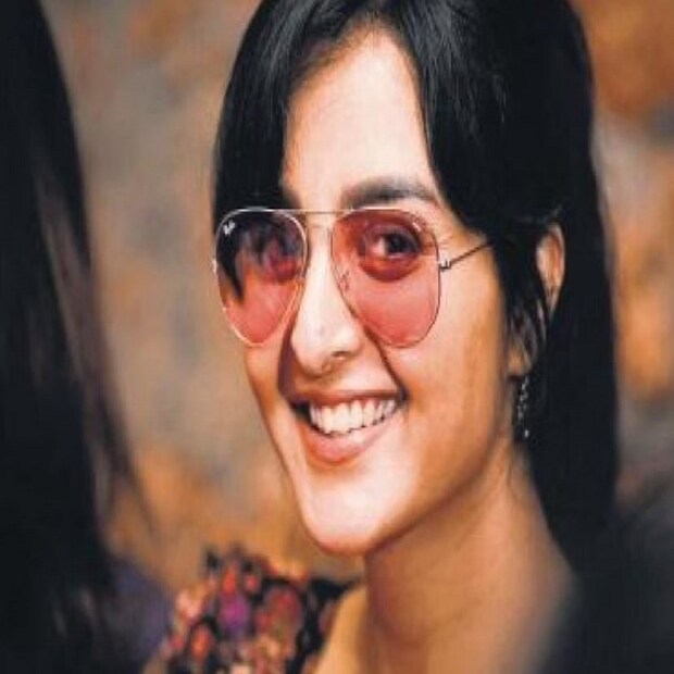 *অন্যদিকে অভিনেত্রী মঞ্জুর ইনস্টাগ্রাম প্রোফাইল সক্রিয় রয়েছে৷ যা দেখে সন্দেহ আরও বাড়ছে৷ তাহলে কি অভিনেত্রী গা ঢাকা দিয়ে থাকতে চাইছেন? নাকি এর পিছনে রয়েছে অন্য কোনও রহস্য? 
