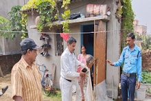 যাচ্ছিলেন মেয়ের বাড়ি, স্মৃতি বিভ্রম হওয়া বৃদ্ধা পথেই অসুস্থ, তারপর...