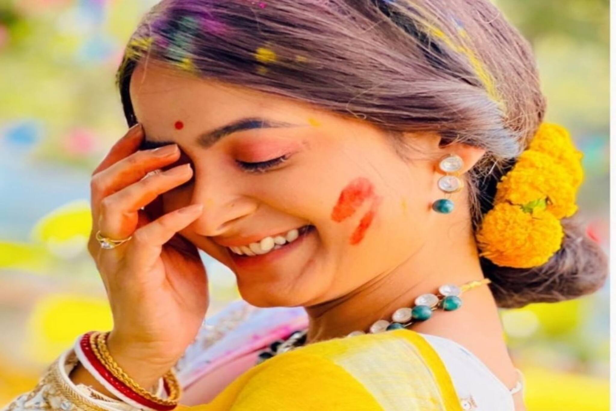 মৃত্যুর ঠিক আগে কী কী করেছিলেন পল্লবী? ঘনীভূত হচ্ছে রহস্য!