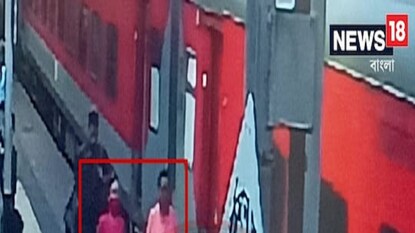 কোথায় পরেশ অধিকারী? কোথায় পরেশ অধিকারী?