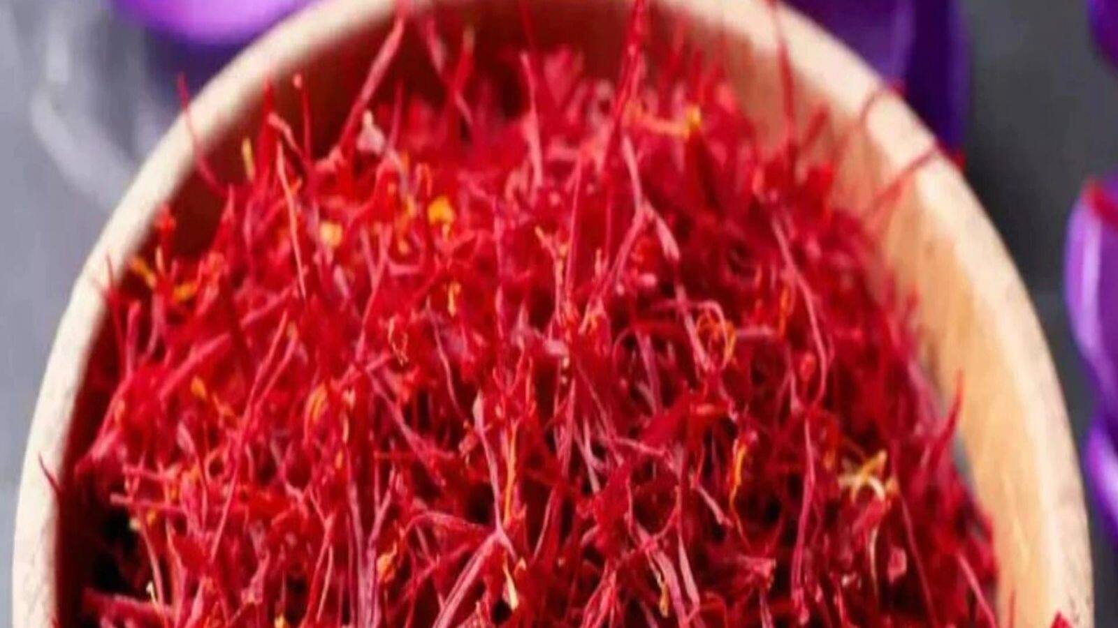 Health Care Tips magical benefits of saffron for men know detail