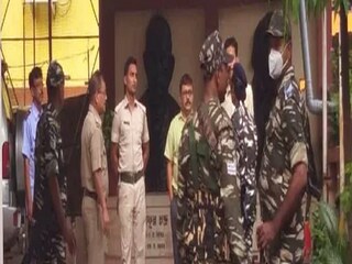 এসএসসি অফিসে কেন্দ্রীয় বাহিনী