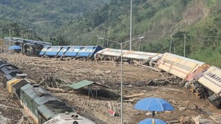 ক্ষতিগ্রস্ত এলাকায় লাইন মেরামতির কাজ শুরু করল উত্তর-পূর্ব সীমান্ত রেল