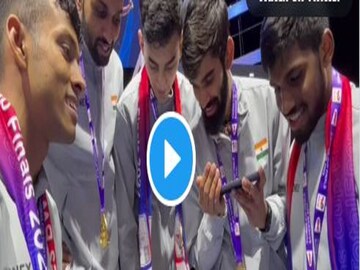 Indian shuttlers get Narendra Modi's phone call - Photo Courtesy- Twitter/ Video Grab 