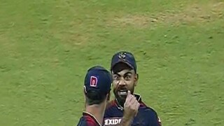 Glenn Maxwell takes stunner catch of Shubman Gill 