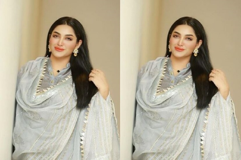 পাকিস্তানের অন্যতম হট অভিনেত্রীর তালিকায় মাথিরার নাম অন্যতম গুরুত্বপূর্ণ ৷ তাঁর আরও একটি ছবি ইনস্টাগ্রামে ঝড় তুলেছে ৷ মাথিরার একটি ছবি কয়েকগুণ পারদ চড়িয়েছে সোশ্যাল মিডিয়ায় ৷ ছবি সৌজন্যে ইনস্টাগ্রাম ৷ 