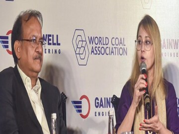 World Coal Association CEO Michelle Manook with Gainwell Engineering Chairman Sunil Chaturvedi
