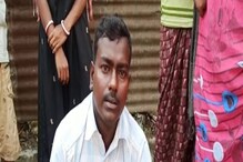 ভালবাসায় বাবা 'ভিলেন', প্রতিবেশী যুবতীকে বিয়ের দাবিতে ধরনায় বালুরঘাটের যুবক ভালবাসায় বাবা 'ভিলেন', প্রতিবেশী যুবতীকে বিয়ের দাবিতে ধরনায় বালুরঘাটের যুবক