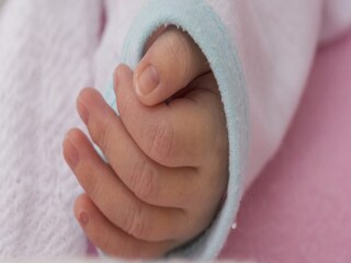 মা ও সদ্যোজাত সুস্থ রয়েছে৷ প্রতীকী ছবি৷ 