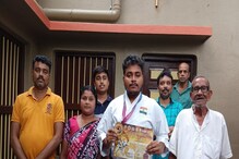 হাওড়ার ছেলে এখন দেশের গর্ব, আন্তর্জাতিক ক্যারাটে চ্যাম্পিয়নশিপে সোনা জয় কুশলের হাওড়ার ছেলে এখন দেশের গর্ব, আন্তর্জাতিক ক্যারাটে চ্যাম্পিয়নশিপে সোনা জয় কুশলের