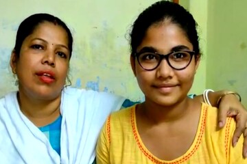 মা-মেয়ের