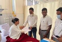 যে চাকরির জন্য হাত স্বামী কেটেছে হাত, সেই চাকরির নিয়োগপত্র হাতে পেলেন রেনু