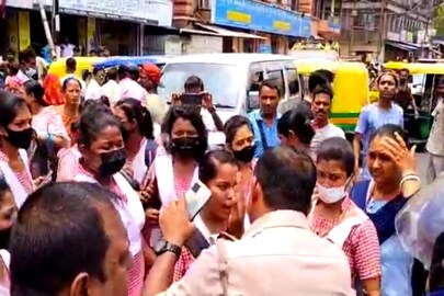 উচ্চমাধ্যমিকে অকৃতকার্য ছাত্র-ছাত্রীদের পাস করানোর দাবি