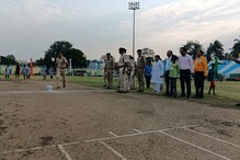 জনসংযোগ বাড়াতে পুলিশের সম্প্রীতি ফুটবল ম্যাচ জনসংযোগ বাড়াতে পুলিশের সম্প্রীতি ফুটবল ম্যাচ