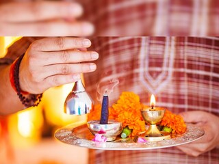 পঞ্জিকা ২৩ জুন: দেখে নিন নক্ষত্রযোগ, শুভ মুহূর্ত, রাহুকাল এবং দিনের অন্য লগ্ন!