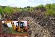 জলের সমস্যা থেকে মুক্তি পেতে স্থানীয় বাসিন্দারাই কাটছেন খাল!