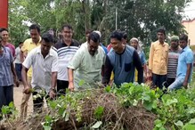 ধুঁকছে NBSTC! ছন্দে ফেরাতে উদ্যোগ নিলেন বিধায়ক ধুঁকছে NBSTC! ছন্দে ফেরাতে উদ্যোগ নিলেন বিধায়ক