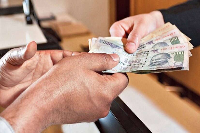 মোদি সরকারের কর্মীদের (Modi Government Employees) জন্য অত্যন্ত বড় খবর ৷ কর্মীদের ব্যাপক টাকা পয়সা বৃদ্ধির বিরাট ইঙ্গিত ৷ প্রতীকী ছবি ৷