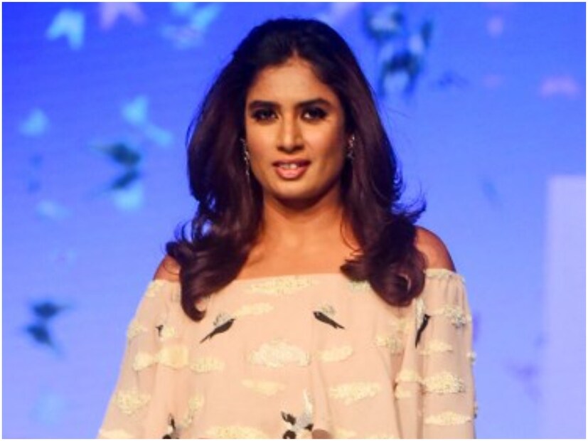 মিতালি রাজের ওয়ানডে কেরিয়ার ছিল ২২ বছর ২৭৪ দিন দীর্ঘ। পুরুষ ও মহিলা, দুই ধরণের ক্রিকেটেই এটি একটি বিশ্ব রেকর্ড। পুরুষ ও মহিলা ক্রিকেট মিলিয়ে দীর্ঘতম কেরিয়ারের রেকর্ড ছিল সচিন তেন্ডুলকরের নামে। তিনি ২২ বছর ৯১ দিনে ৪৬৩ ওয়ানডে খেলেছিলেন।