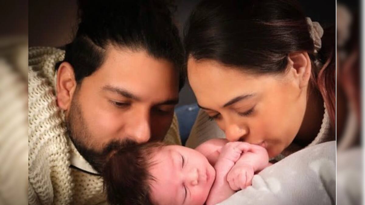 ফাদার্স ডে-তে ছেলের প্রথম ছবি শেয়ার করলেন যুবরাজ সিং, জানালেন নামও ফাদার্স ডে-তে ছেলের প্রথম ছবি শেয়ার করলেন যুবরাজ সিং, জানালেন নামও