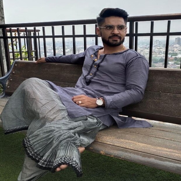 প্রতিদিন নিয়ম করে তাঁরা সাইকলিং করেন৷ মাঝে মধ্যেই সেই ভিডিও পোস্ট করেন তাঁরা৷ 