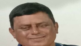 আক্রান্ত পুলিশকর্মী