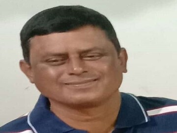 আক্রান্ত পুলিশকর্মী