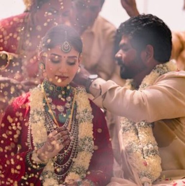কাঁঠাল বিরিয়ানি থেকে শুরু করে ভেষজ মাংসের কারি, কী ছিল না খাওয়া দাওয়ার আয়োজনে। 
