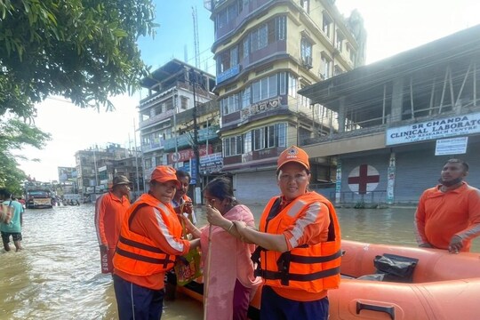 However, the NDRF authorities have stated that they are working day and night to help the people. (Image: News18)