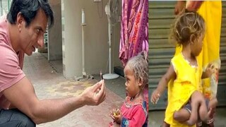 চারটি হাত ও চারটি পা নিয়ে জন্ম! দরিদ্র পরিবারের শিশুর পাশে দাঁড়ালেন সেই সোনু সুদ চারটি হাত ও চারটি পা নিয়ে জন্ম! দরিদ্র পরিবারের শিশুর পাশে দাঁড়ালেন সেই সোনু সুদ