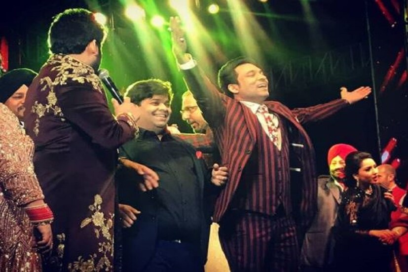 চন্দন প্রভাকর ব্যক্তিগত জীবনে রয়্যাল লাইফই পছন্দ করেন ৷ মানুষকে হাসিয়েই লক্ষ লক্ষ টাকা রোজগার করেন চন্দন ৷ ছবি সৌজন্যে ইনস্টাগ্রাম ৷