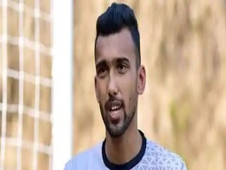 ইস্টবেঙ্গলের নতুন ডিফেন্ডার
সার্থক 