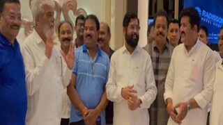 শীর্ষ আদালতে স্বস্তি পেল একনাথ শিন্ডে শিবির৷ শীর্ষ আদালতে স্বস্তি পেল একনাথ শিন্ডে শিবির৷