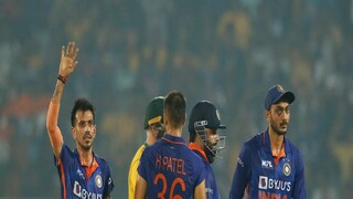 অনবদ্য বল করলেন চাহাল এবং হর্ষল অনবদ্য বল করলেন চাহাল এবং হর্ষল