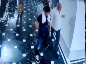 Singer KK at Kolkata Hotel