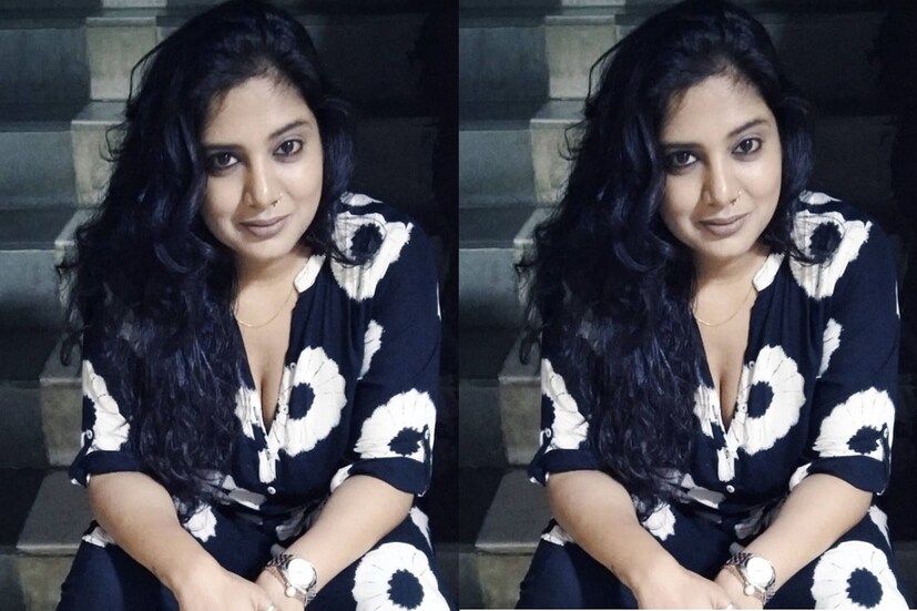 কবিতা রাধেশ্যামের বোল্ড লুকে তোলপাড় করেছেন সোশ্যাল মিডিয়া ৷ কাঁধ থেকে সরছে আঁচল ছবি কাঁপাচ্ছে ইনস্টাগ্রাম ৷