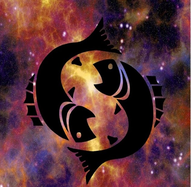 মীন (Pisces): ফেব্রুয়ারি ১৯ থেকে মার্চ ২০। অনিচ্ছাকৃত ব্যয়ের কারণে আর্থিক পরিস্থিতি বিঘ্নিত হতে পারে। নতুন চাকরি বা চাকরির জন্য  আগের থেকে অনেক বেশি পরিশ্রম করতে হবে তবে হতাশ হওয়ার কোনও কারণ নেই। চাকরিপ্রার্থীরা নতুন চ্যালেঞ্জের মুখোমুখি হতে পারেন। প্রায় ২৬ দিন বৃষ রাশিতে অবস্থানের পর শুক্রের রাশিগত পরিবর্তন হবে। ১৩ জুলাই শুক্র মিথুন রাশিতে গমন করবে।